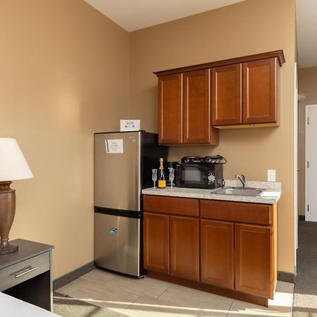 Brinton Suites 韦斯特切斯特 外观 照片